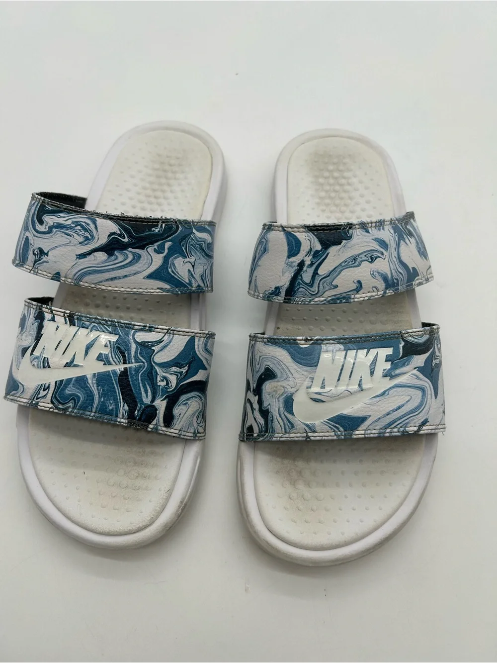 Nike Women’s Benassi Duo Ultra Slide Ocean Wave Color Way size 9